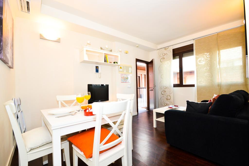 The Zentral Museo Apartment